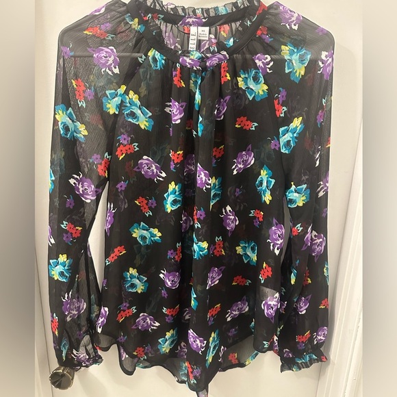 Tops - Elle Floral Long Sleeve Blouse Size XS